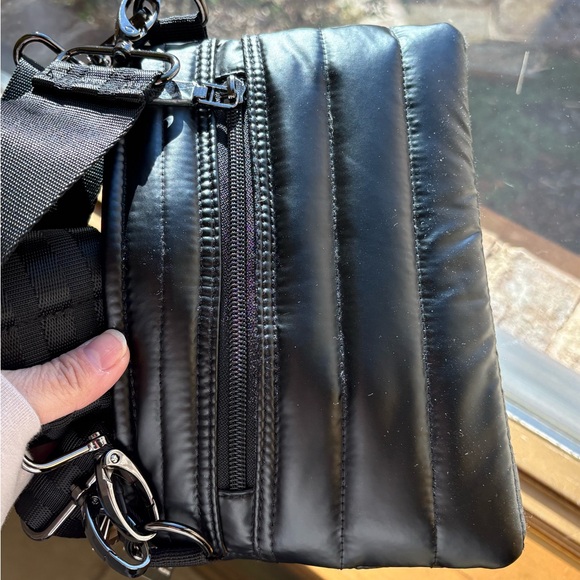 NWT! Think Rolyn Bag - Picture 4 of 4